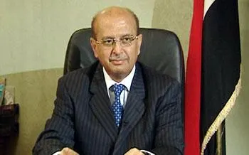 اخبار اليمن الان القربي ينتقد قيادات المؤتمر بالحصول  اخبار اليمن الان الحدث اليوم عاجل