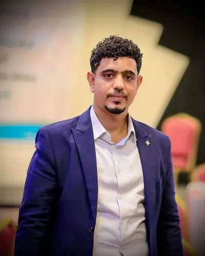 اخبار اليمن الان شهرين اعتقاله الصحفي الحيقي مجهولا اخبار اليمن الان الحدث اليوم عاجل