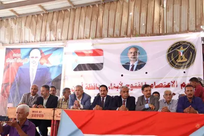 اخبار اليمن الان الشقي يتفقد ساحة الاعتصام بزنجبار اخبار اليمن الان الحدث اليوم عاجل