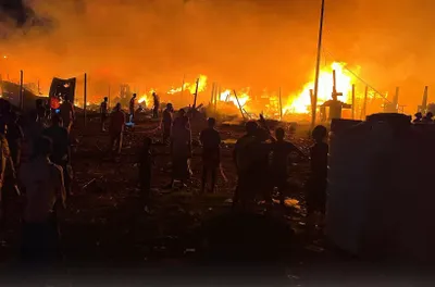 اخبار اليمن الان حريق يلتهم سوقا شعبيا المكلا اخبار اليمن الان الحدث اليوم عاجل