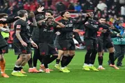 عدن تايم اخبار اليمن الان الدوري الألماني ليفركوزن الطاولة لايبزيغ اخبار اليمن الان الحدث اليوم عاجل عدن تايم