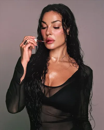 اخبار اليمن الان النجمة اللبنانية القواعد الشيفون الجريئة اخبار اليمن الان الحدث اليوم عاجل