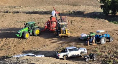 اخبار اليمن الان الاحتلال يصادر معدات بالأغوار الشمالية اخبار اليمن الان الحدث اليوم عاجل