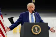 السلام نيوز اخبار اليمن الان ترامب يهاجم الشيوخ صلاحياته العسكرية اخبار اليمن الان الحدث اليوم عاجل السلام نيوز
