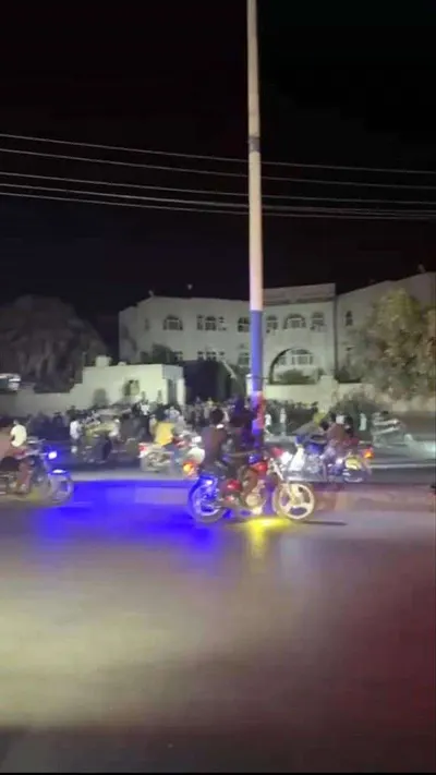 اخبار اليمن الان محتجون يقتحمون مؤسسة الكهرباء الليلة اخبار اليمن الان الحدث اليوم عاجل
