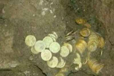 اخبار اليمن الان حكومي يتعرض لاعتداء بقذائف دوشكا اخبار اليمن الان الحدث اليوم عاجل