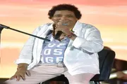 صحيفة المرصد اخبار اليمن الان يتجاوز أزمته الصحية جمهوره بأغنية اخبار اليمن الان الحدث اليوم عاجل صحيفة المرصد