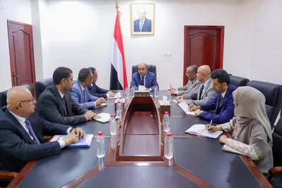 اخبار اليمن الان رئيس الوزراء يوجه لتنفيذ الاتصالات اخبار اليمن الان الحدث اليوم عاجل