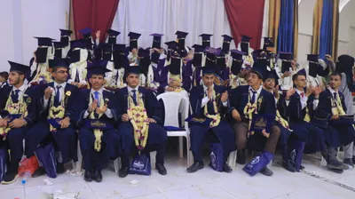اخبار اليمن الان جامعة إقليم تحتفل بتخرج وطالبة اخبار اليمن الان الحدث اليوم عاجل