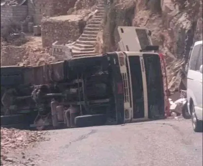 اخبار اليمن الان انقلاب شاحنة كبرى اخبار اليمن الان الحدث اليوم عاجل
