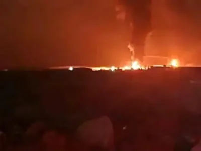 اخبار اليمن الان حريق يلتهم ناقلات العاصمة صنعاء اخبار اليمن الان الحدث اليوم عاجل