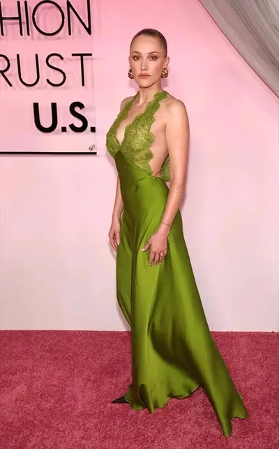 اخبار اليمن الان الموضة هوليوود يتألقن بإطلالات fashion اخبار اليمن الان الحدث اليوم عاجل