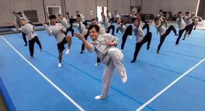 اخبار اليمن الان رحلة جاكي الفنية وإصرار وأداء اخبار اليمن الان الحدث اليوم عاجل