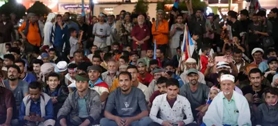 اخبار اليمن الان أمسية فنية الاعتصام المفتوح بالعاصمة اخبار اليمن الان الحدث اليوم عاجل