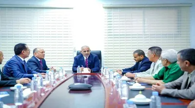 اخبار اليمن الان الزبيدي يتفقد بوزارة الصناعة والتجارة اخبار اليمن الان الحدث اليوم عاجل