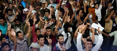 اخبار اليمن الان الاعتصام المفتوح بالعاصمة أمسية غنائية اخبار اليمن الان الحدث اليوم عاجل