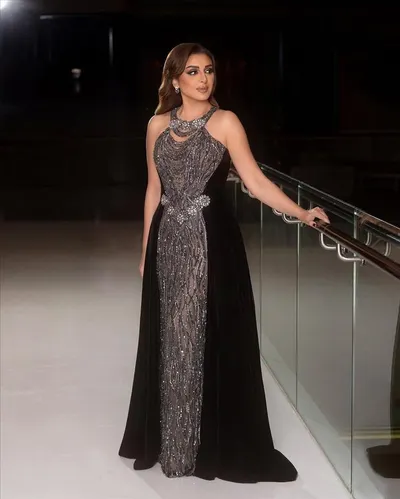 اخبار اليمن الان تصحيح أنغام احتشام لفستانها الأسود اخبار اليمن الان الحدث اليوم عاجل