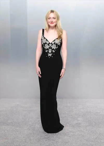 اخبار اليمن الان العالمي يختارون الأناقة العربية vanity اخبار اليمن الان الحدث اليوم عاجل