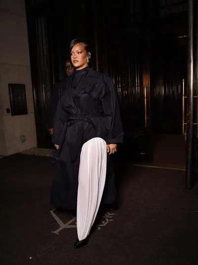 اخبار اليمن الان الفنانة ريهانا للجمهور ولادتها إطلالتها اخبار اليمن الان الحدث اليوم عاجل