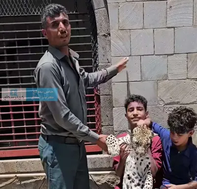 اخبار اليمن الان كارثة صنعاء أطفال يحملون يثيرون اخبار اليمن الان الحدث اليوم عاجل