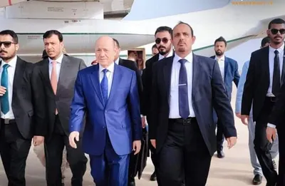 اخبار اليمن الان العليمي يصل حضرموت قادما السعودية اخبار اليمن الان الحدث اليوم عاجل