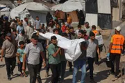 صحيفة الثورة صنعاء اخبار اليمن الان عدد17 شهيدا إسرائيلي لقاءات السلام اخبار اليمن الان الحدث اليوم عاجل صحيفة الثورة صنعاء