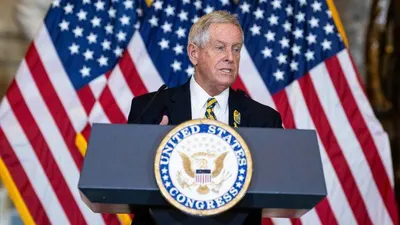 اخبار اليمن الان سيناتور بالتعاون العقوبات الأمريكية الحوثيين اخبار اليمن الان الحدث اليوم عاجل