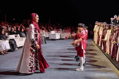 اخبار اليمن الان الشيخة بعباءة بالأبيض والبوردو jannah اخبار اليمن الان الحدث اليوم عاجل