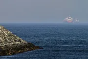 السلام نيوز اخبار اليمن الان ستائر الجنوح الأقمار الصناعية سفينة اخبار اليمن الان الحدث اليوم عاجل السلام نيوز