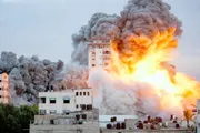 صحيفة الثورة صنعاء اخبار اليمن الان استشهاد مواطنين فلسطينيين الصهيوني النصيرات اخبار اليمن الان الحدث اليوم عاجل صحيفة الثورة صنعاء