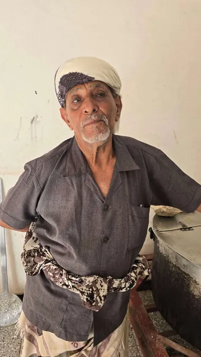 اخبار اليمن الان أقدم طباخ زربيان للعمل مجددا اخبار اليمن الان الحدث اليوم عاجل