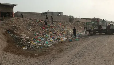 اخبار اليمن الان النظافة وإزالة المخلفات مديرية الخوخة اخبار اليمن الان الحدث اليوم عاجل