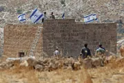 فرانس 24 اخبار اليمن الان وإسلامي بريطانيا المستوطنات وبورنم الإنصاف اخبار اليمن الان الحدث اليوم عاجل فرانس 24