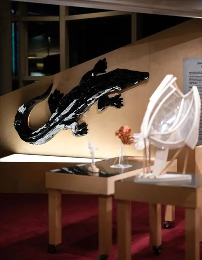 اخبار اليمن الان إبداع vuitton المعرض الدولي للفنون اخبار اليمن الان الحدث اليوم عاجل