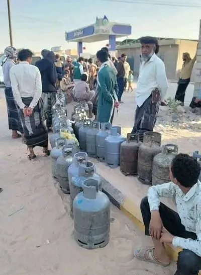 اخبار اليمن الان مواطنون يشكون حرمانهم المطاعم بالأسطوانات اخبار اليمن الان الحدث اليوم عاجل