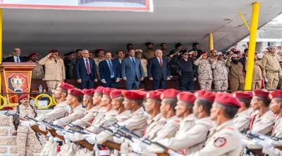 اخبار اليمن الان وزير الدفاع يشهد الدفعة حربية اخبار اليمن الان الحدث اليوم عاجل