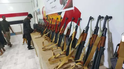 اخبار اليمن الان المرأة بالمقاومة الشعبية وذخائر المعركة اخبار اليمن الان الحدث اليوم عاجل