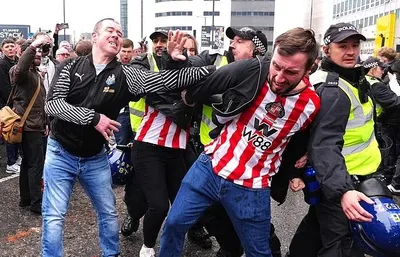 اخبار اليمن الان واشتباكات نيوكاسل وسندرلاند وإصابات الجماهير اخبار اليمن الان الحدث اليوم عاجل