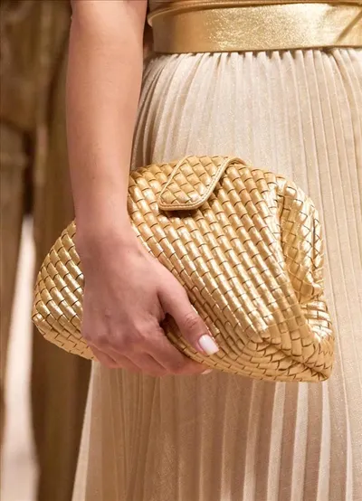 اخبار اليمن الان الموسم الكلاتش الذهبي أناقتك سهرات اخبار اليمن الان الحدث اليوم عاجل