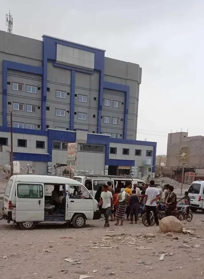 اخبار اليمن الان إصابة أشخاص حوادث منفصلة بمحافظة اخبار اليمن الان الحدث اليوم عاجل