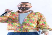 صحيفة المرصد اخبار اليمن الان بأجواء كوميدية لألبومه الفرفوش لمتابعيه اخبار اليمن الان الحدث اليوم عاجل صحيفة المرصد