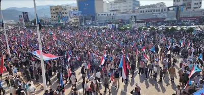 اخبار اليمن الان مسبوقة العروض تأييدا للمجلس الانتقالي اخبار اليمن الان الحدث اليوم عاجل