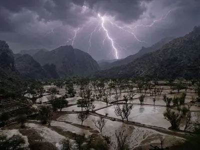 اخبار اليمن الان صاعقة رعدية تودي بحياة مواطن اخبار اليمن الان الحدث اليوم عاجل