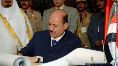 اخبار اليمن الان العليمي لتوسيع كشوفات الإعاشة مخصصاتها اخبار اليمن الان الحدث اليوم عاجل