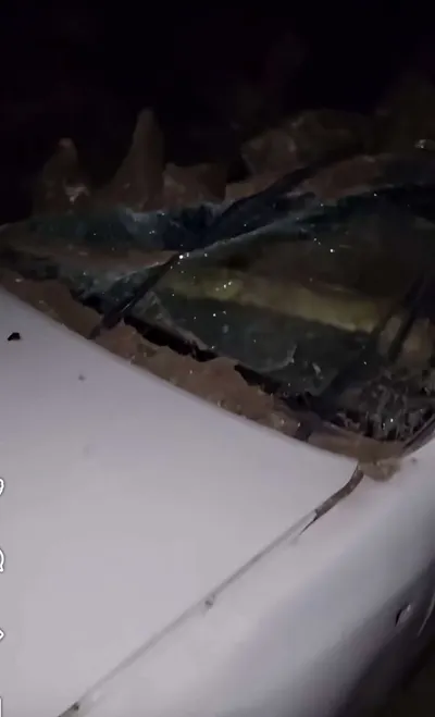 اخبار اليمن الان سقوط صخري وسقوط أجزاء سيارة اخبار اليمن الان الحدث اليوم عاجل