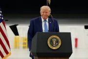 عاجل السعودية اخبار اليمن الان ترامب يتوعد إيران عسكري هجوم اخبار اليمن الان الحدث اليوم عاجل عاجل السعودية
