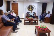 أمين الانتقالي يطلع على الأوضاع السياسية والأمنية في...