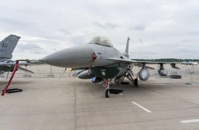 اخبار اليمن الان الحوثيون استهدفوا مقاتلة أمريكية بصواريخ اخبار اليمن الان الحدث اليوم عاجل