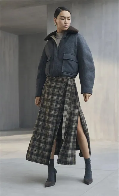 اخبار اليمن الان بأسلوب برونيلو كوتشينيلي الموضة النسائية اخبار اليمن الان الحدث اليوم عاجل