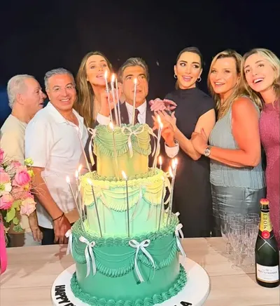 اخبار اليمن الان لحظات عائلية مميزة كفوري طفلتهما اخبار اليمن الان الحدث اليوم عاجل